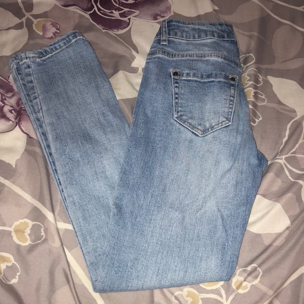 Light wash Jayden style jeans!
